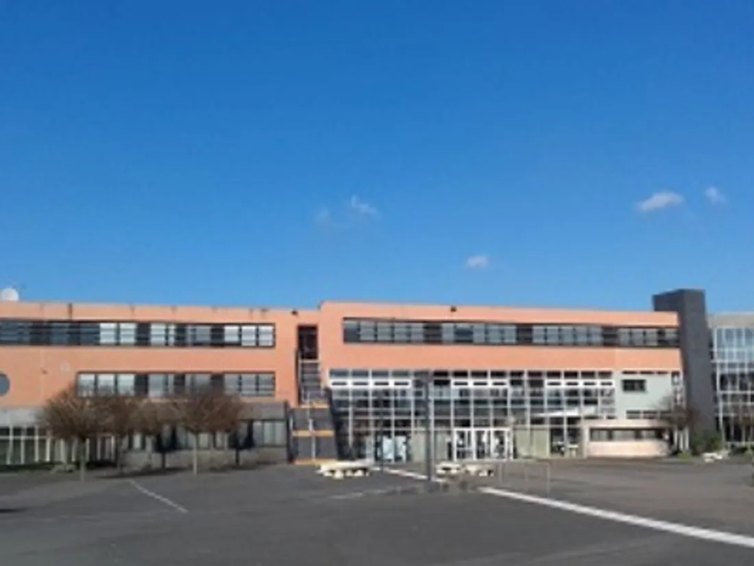 lycée voltaire wingles