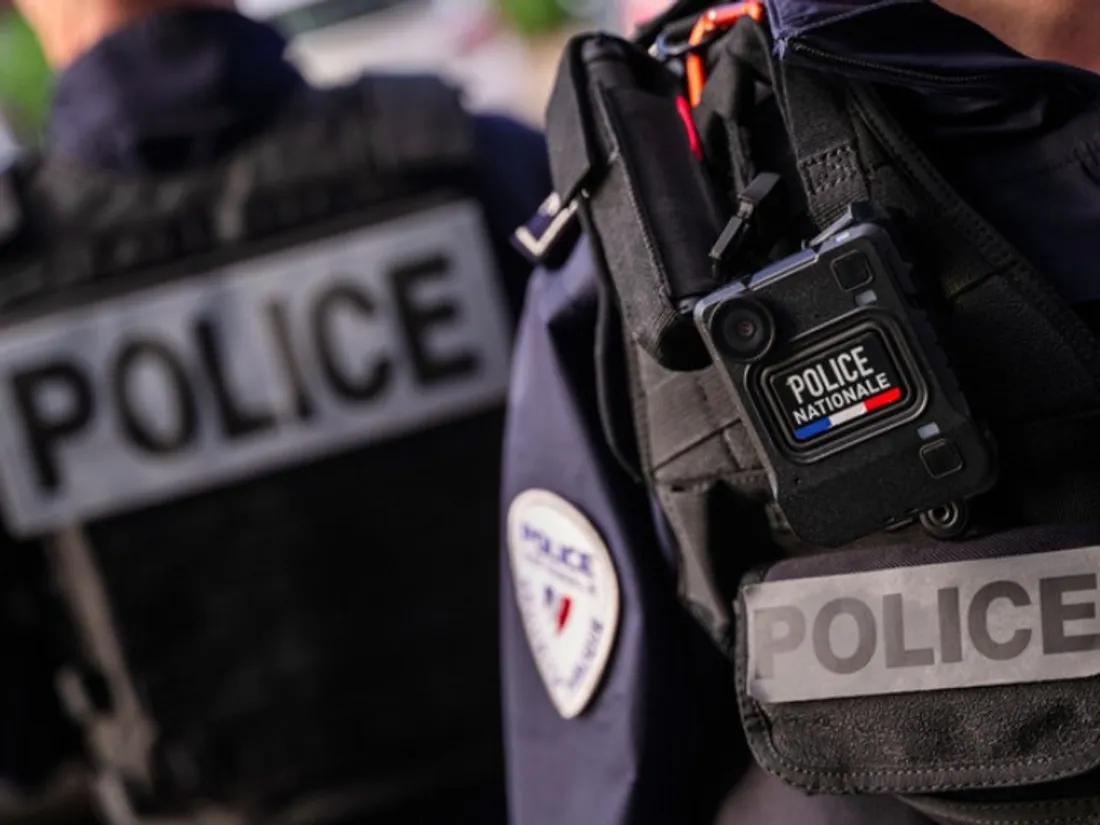 policiers