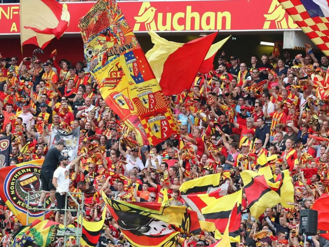 supporters Lens