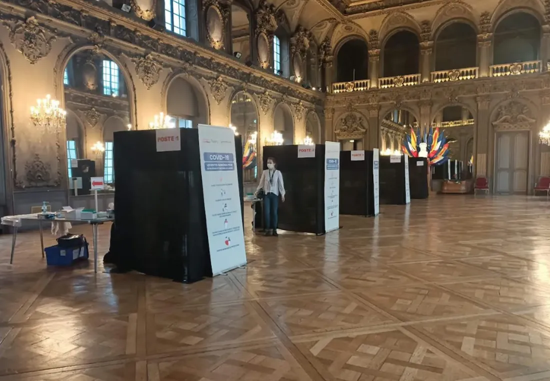 Un centre de dépistage ouvert dans l'hôtel de ville de Nancy, le mardi 11 janvier 2022