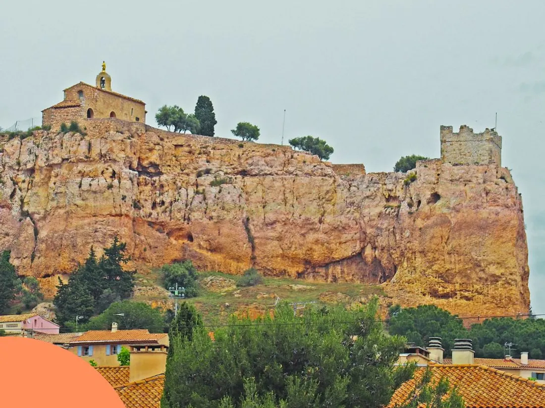 La Tour Sarrasine à Vitrolles