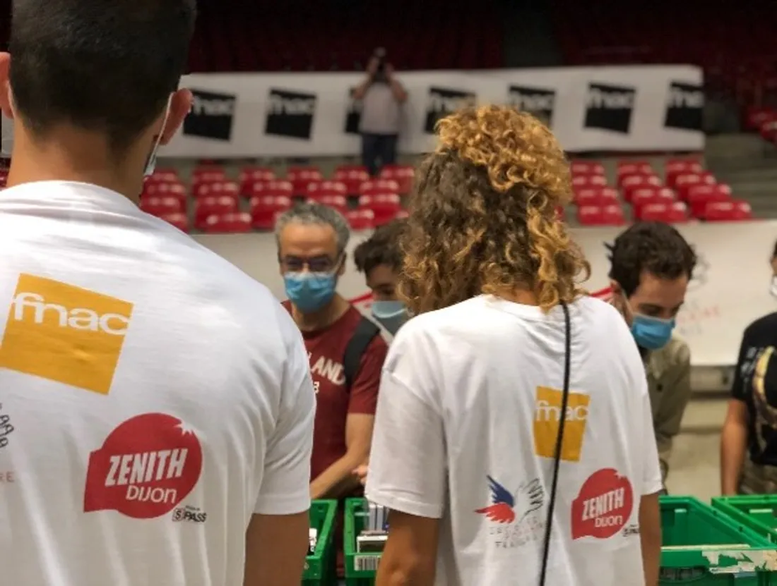 La 14eme braderie solidaire de la FNAC aura lieu dimanche au zénith de Dijon 