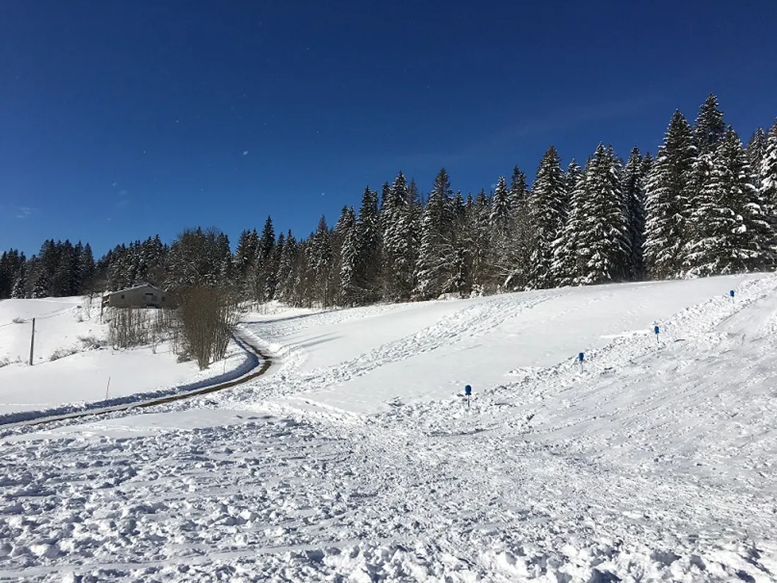 La neige est encore bien présente dans le Jura 