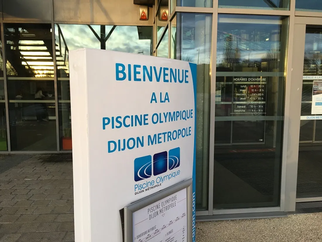 La piscine olympique de Dijon Métropole va organiser la 7eme édition de la soirée « aqua night »