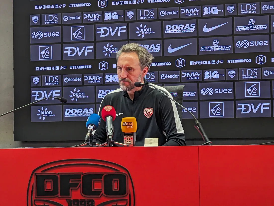 Benoît Tavenot est le nouvel entraîneur du DFCO depuis le 26 juin 2023.
