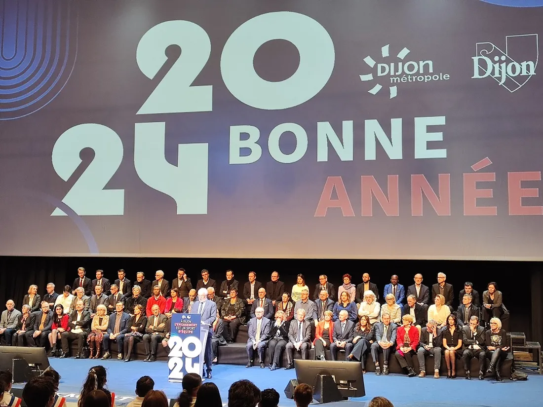 François Rebsamen a présenté ses vœux de bonne année vendredi soir au zénith de Dijon