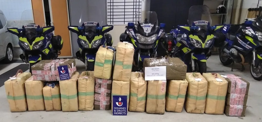 645 kilos de résine de cannabis ont été saisis par les douaniers de Dijon 
