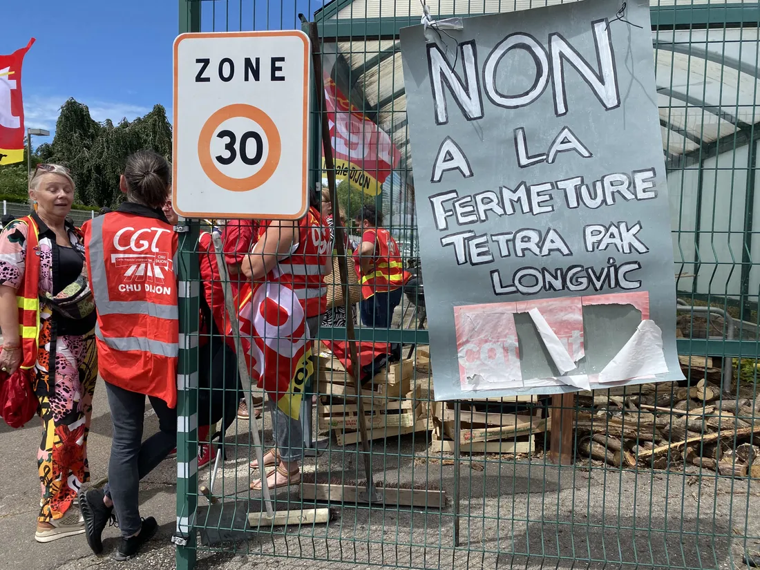 "Non à la fermeture Tetra Pak longvic"
