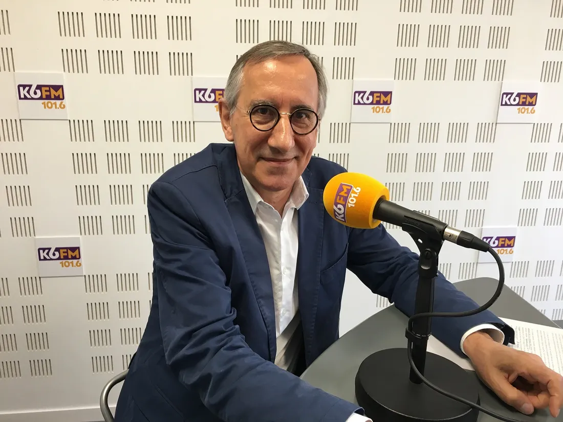 JEAN-FRANCOIS DODET Maire de Saint-Apollinaire Vice-président de DIJON METROPOLE 