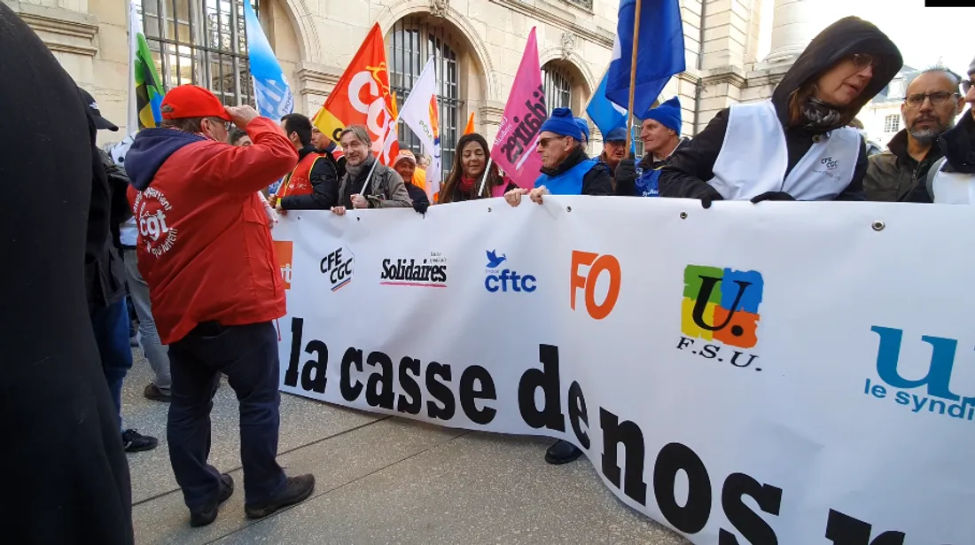 Ils étaient 10 500 selon la police et 15 000 selon les syndicats à manifester ce mardi à Dijon 