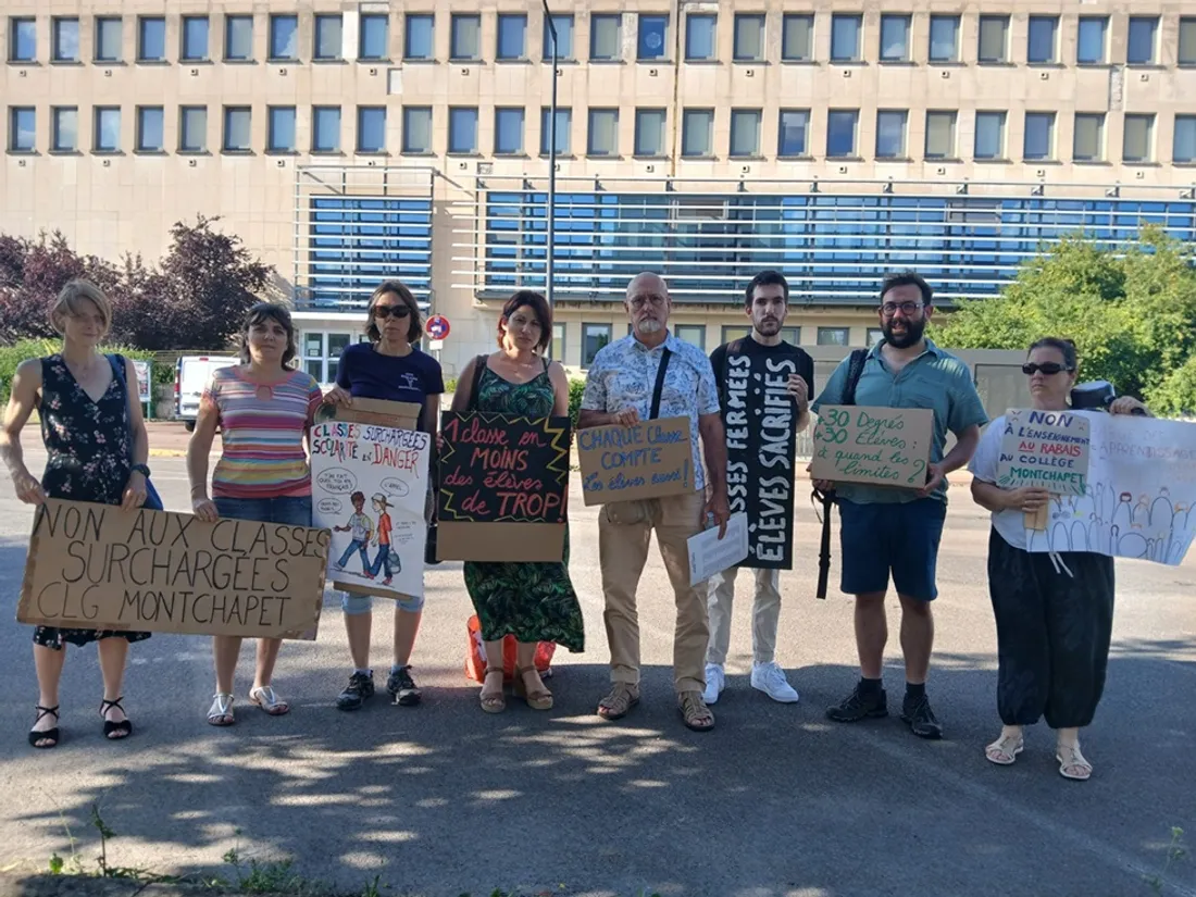 Des parents d’élèves avaient manifesté ces derniers jours devant le collège Montchapet 