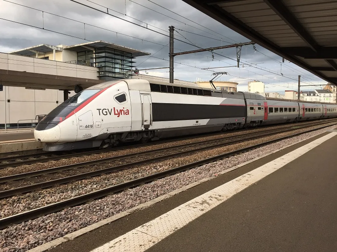 Le trafic TGV reste perturbé 