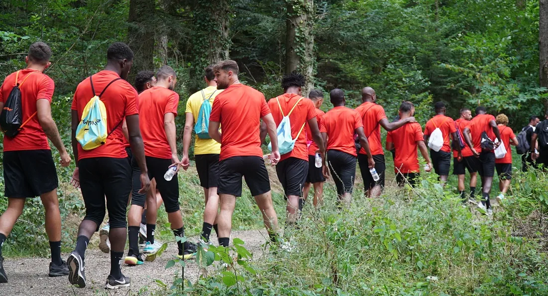 Les joueurs du DFCO ont aussi fait une randonnée sur les hauteurs d'Aix-les-Bains 
