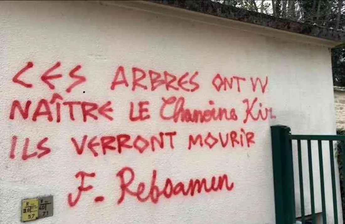 Certains opposants se montrent offensifs vis à vis de François Rebsamen 