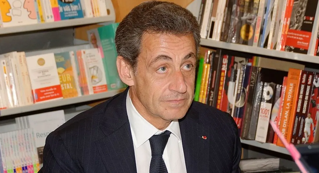 Nicolas Sarkozy en dédicace