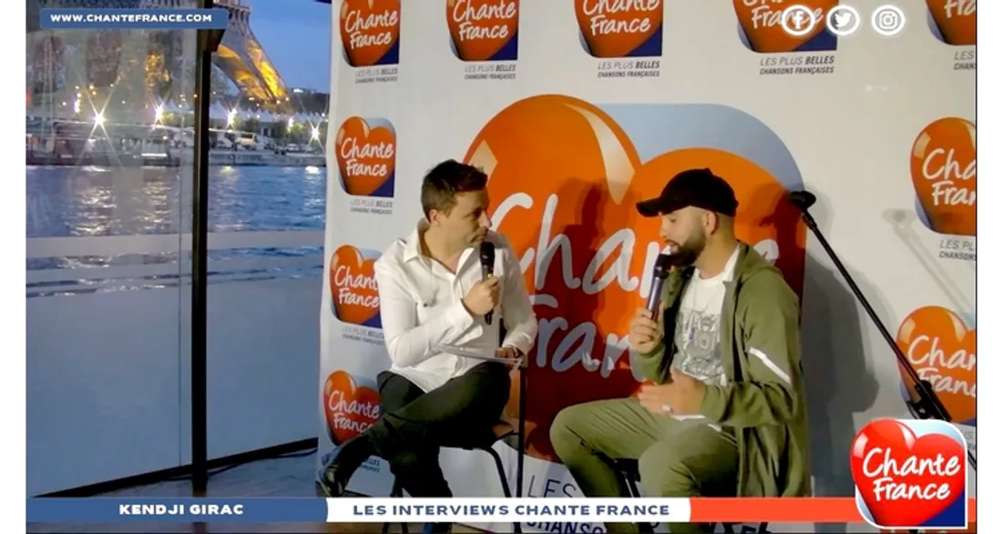 Kendji Girac lors d'une Interview Chante France