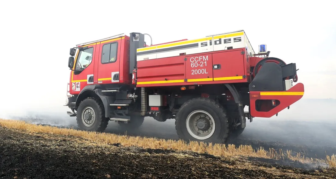 Camion-citerne pour feu de forêt