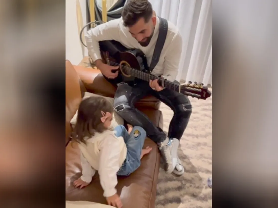 Instant mignon : regardez la fille de Kendji interpréter sa première «  chanson » !