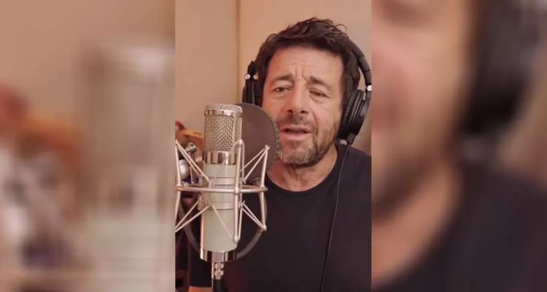 Patrick Bruel chante "Les chaises vides"