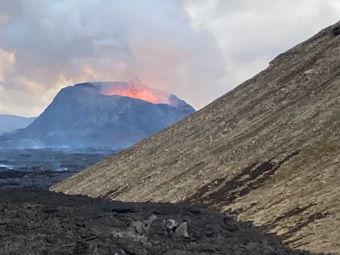 Volcan en éruption en Islande