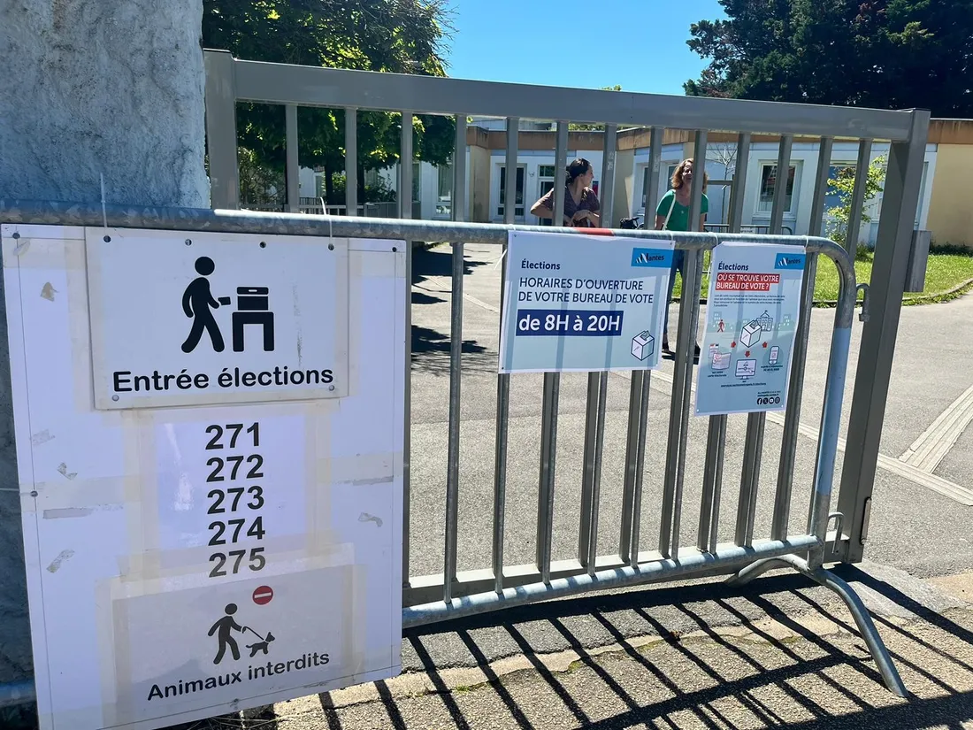 Bureau de vote à Nantes