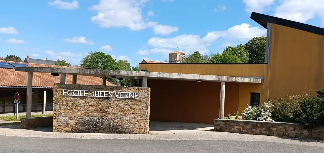 Ecole Jules Verne (85)