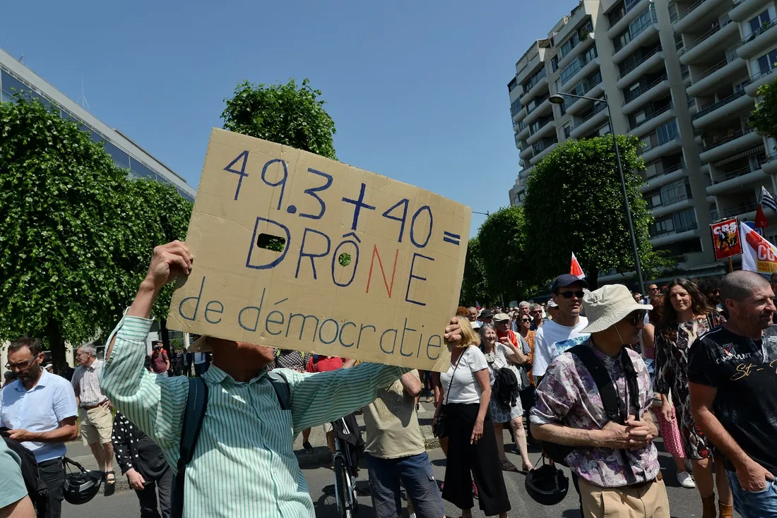 Pancarte - retraites - Rennes - Juin 2023