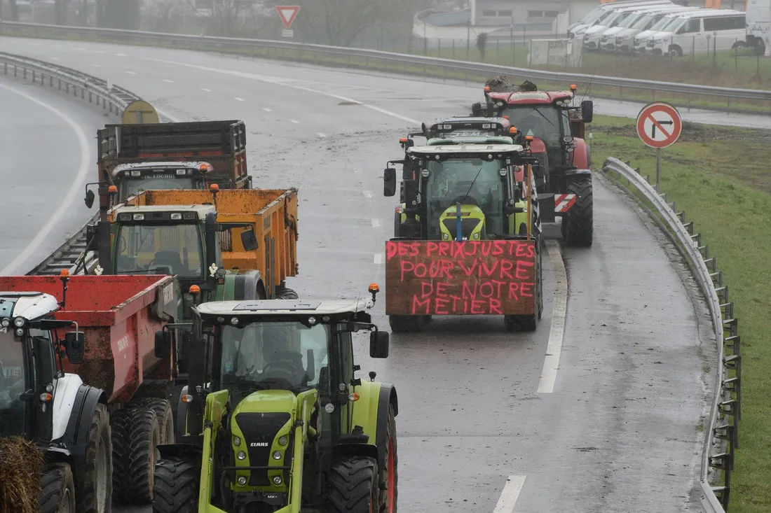 Tracteurs mobilisés en Bretagne