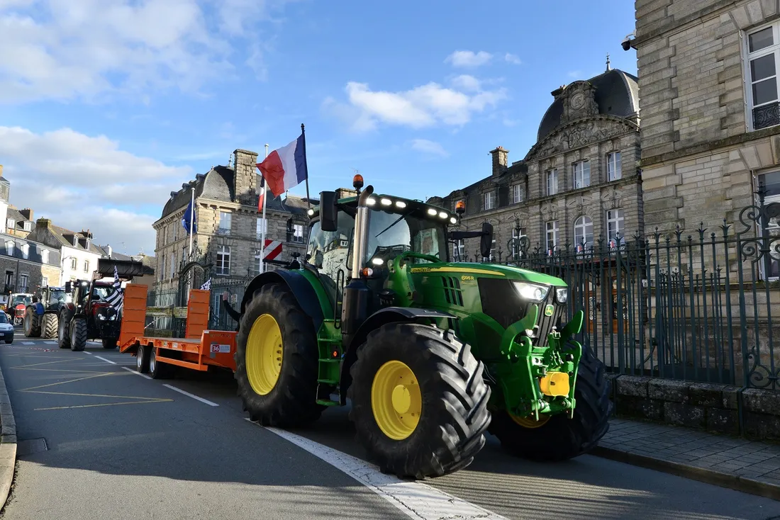 Des tracteurs en manifestation dans le Morbihan