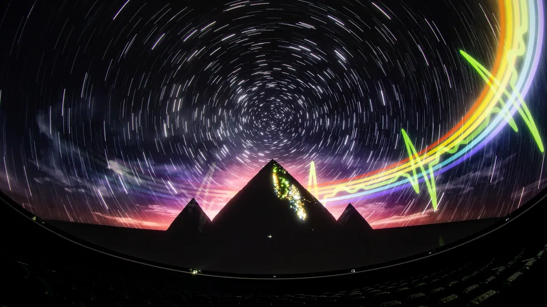 Visuel de la projection "The dark side of the moon" de Pink Floyd au Planétarium de Nantes 
