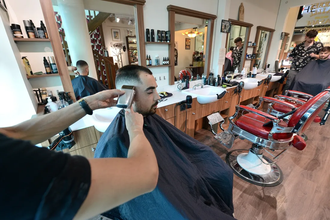 Salon de coiffure "Les Tontons Flingueurs" à Vannes