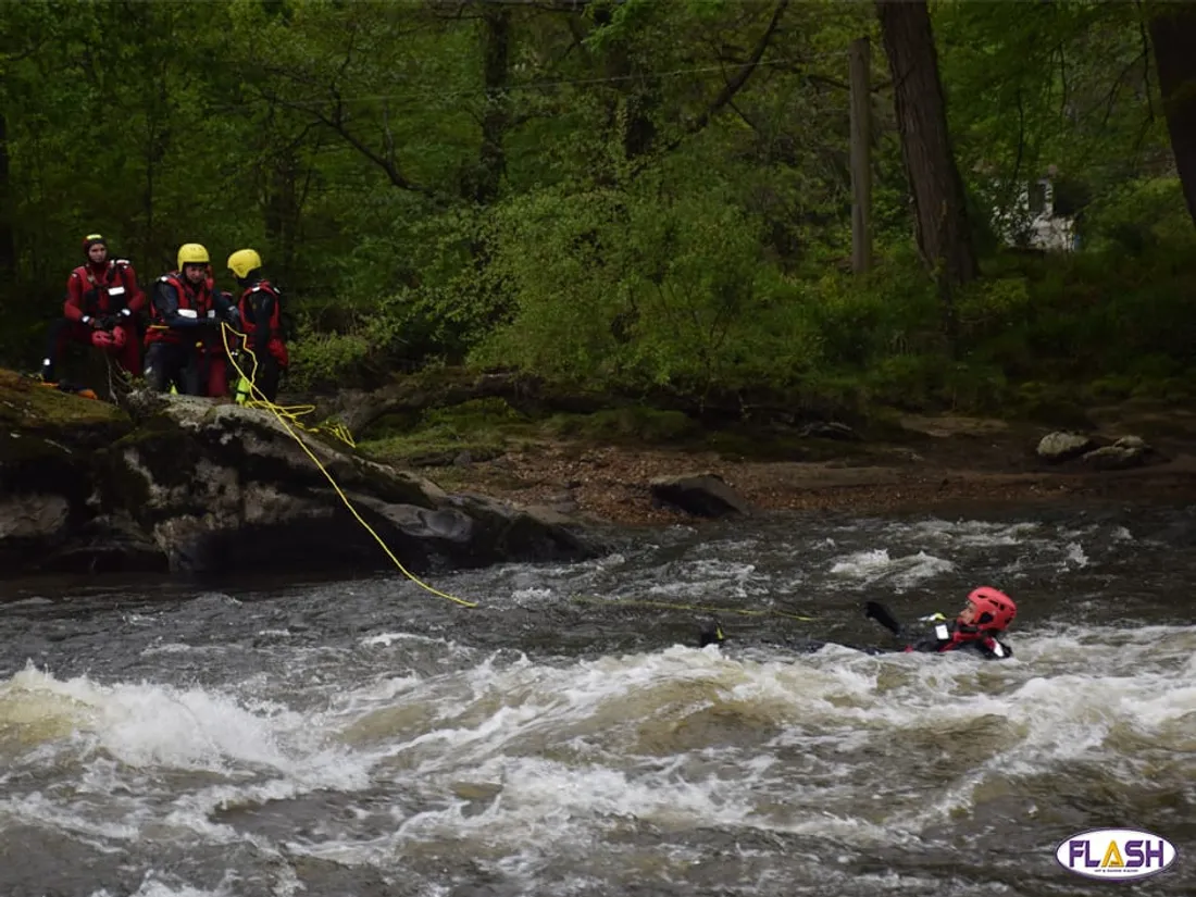 Pompiers sauvetage rivière 31 mars 2024