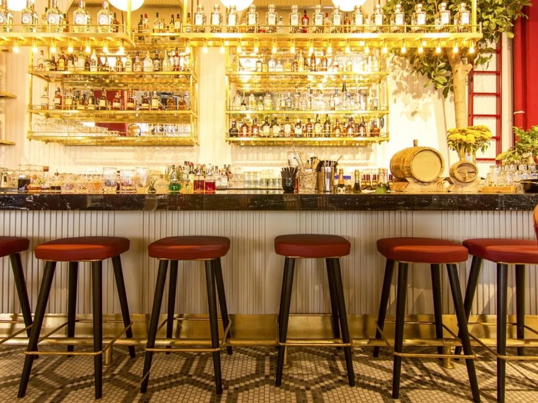 Bar