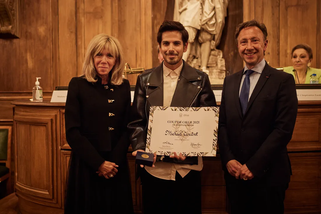 Michael Canitrot reçoit un prix spécial à l'Institut de France
