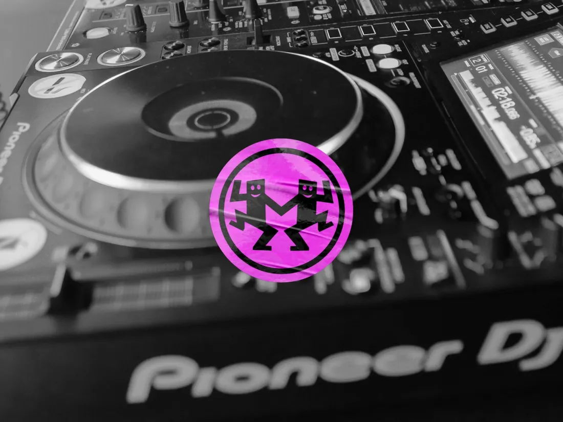 MAXXIMUM_STICKERS_1920x1080