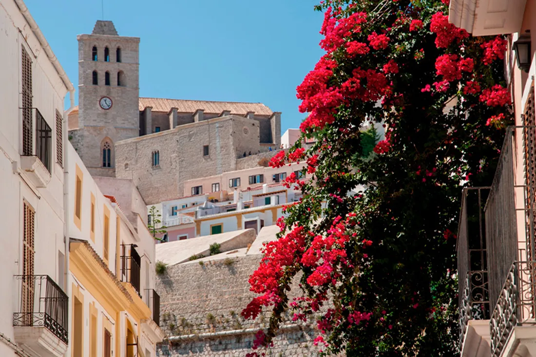  Ibiza, Dalt Vila, l’Éternelle Citadelle de Lumière et d'Histoire 