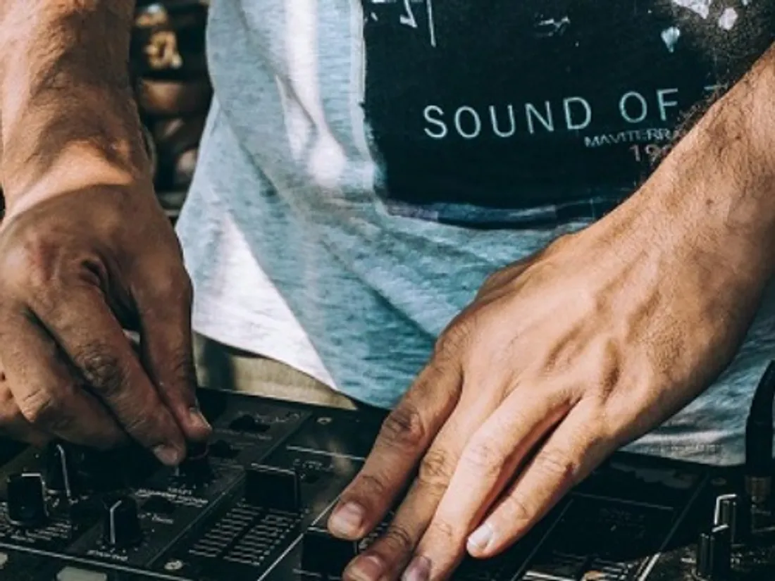 Une rentrée scolaire pas comme les autres dans une école de DJ