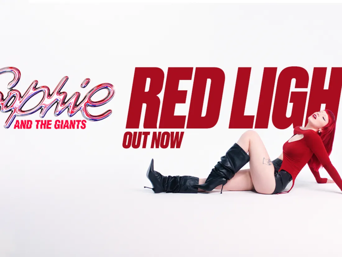 Sophie and The Giants - Red Light