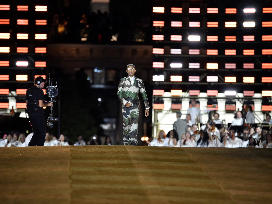 Concert de Jay-Z, pont en or… Le défilé Louis Vuitton à Paris était totalement dingue !