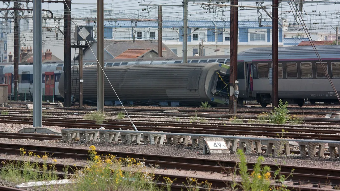 Catastrophe de Brétigny : la SNCF condamnée, relaxe de l'ex-cheminot et de SNCF Réseau