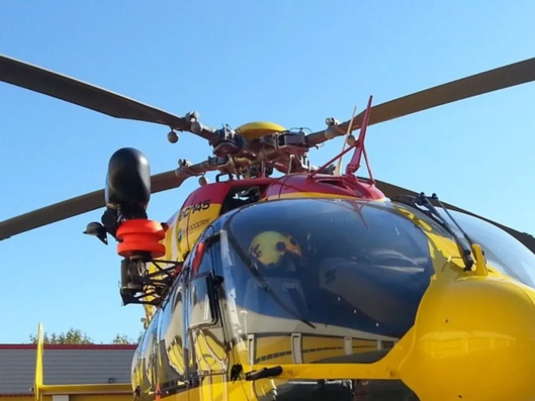 L'hélicoptère de la Sécurité civile Dragon 33