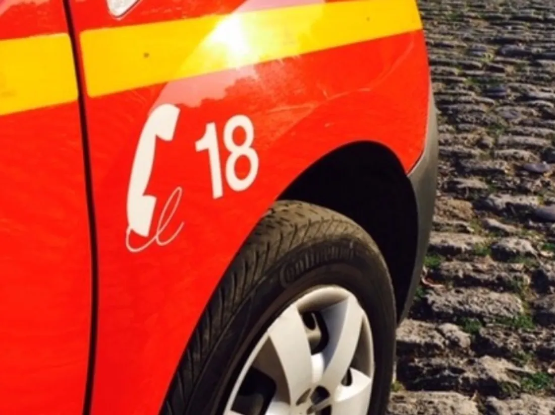 Un véhicule de pompiers - photo d'illustration