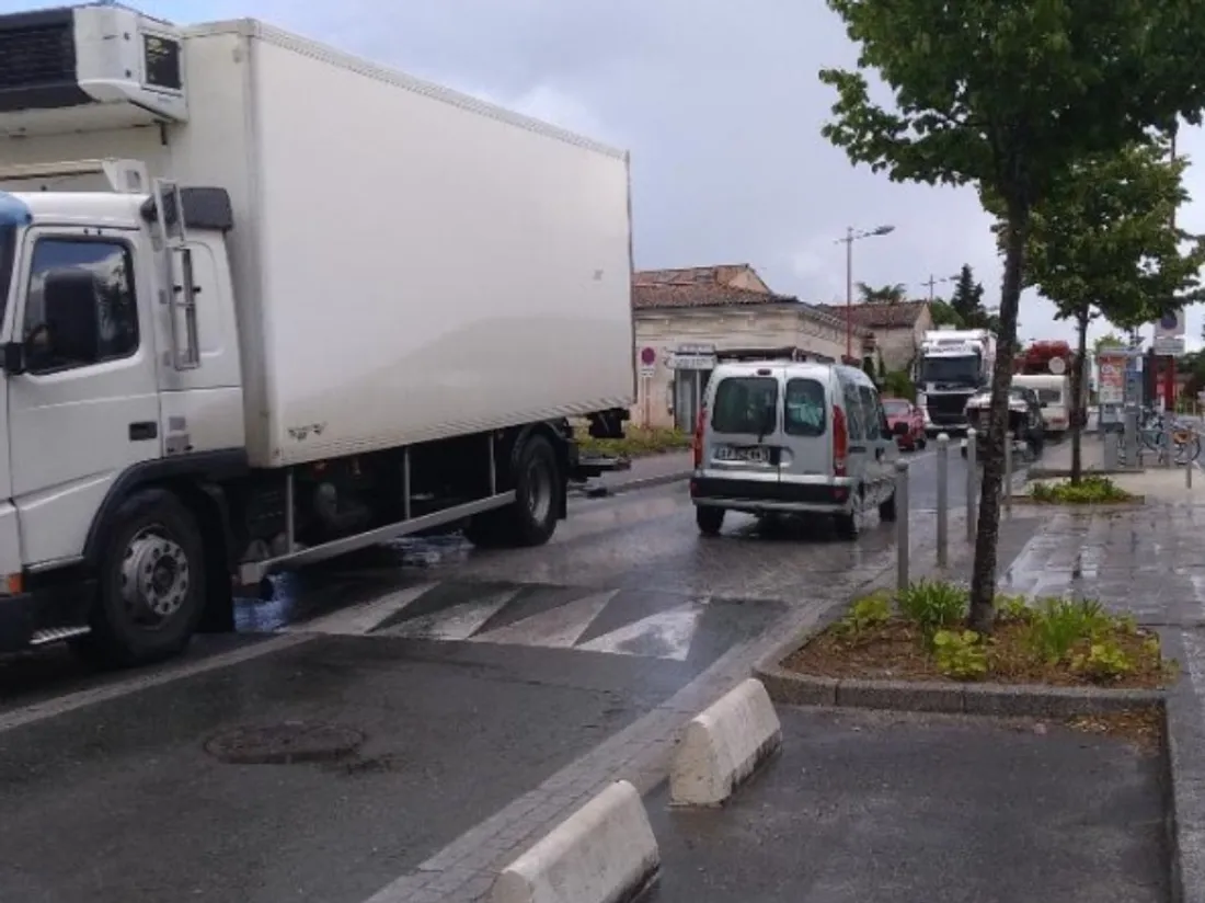 20 000 véhicules empruntent chaque jour le centre du Taillan Médoc