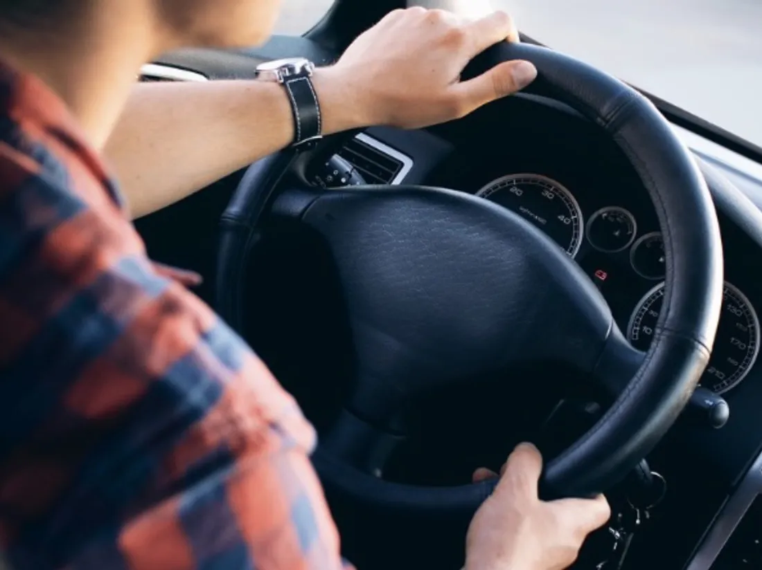 Le moniteur d’auto-école jugé pour agressions sexuelles à la Courneuve