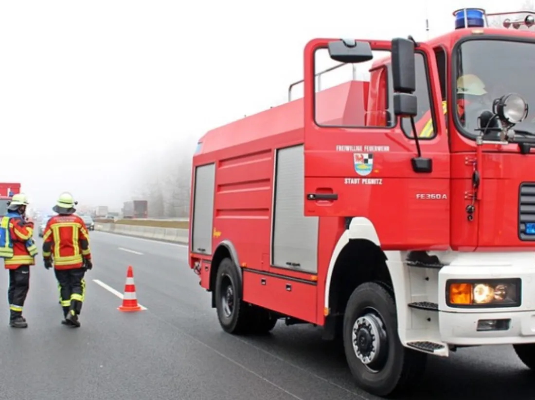 Les secours en intervention sur une voie rapide - Image d'illustration