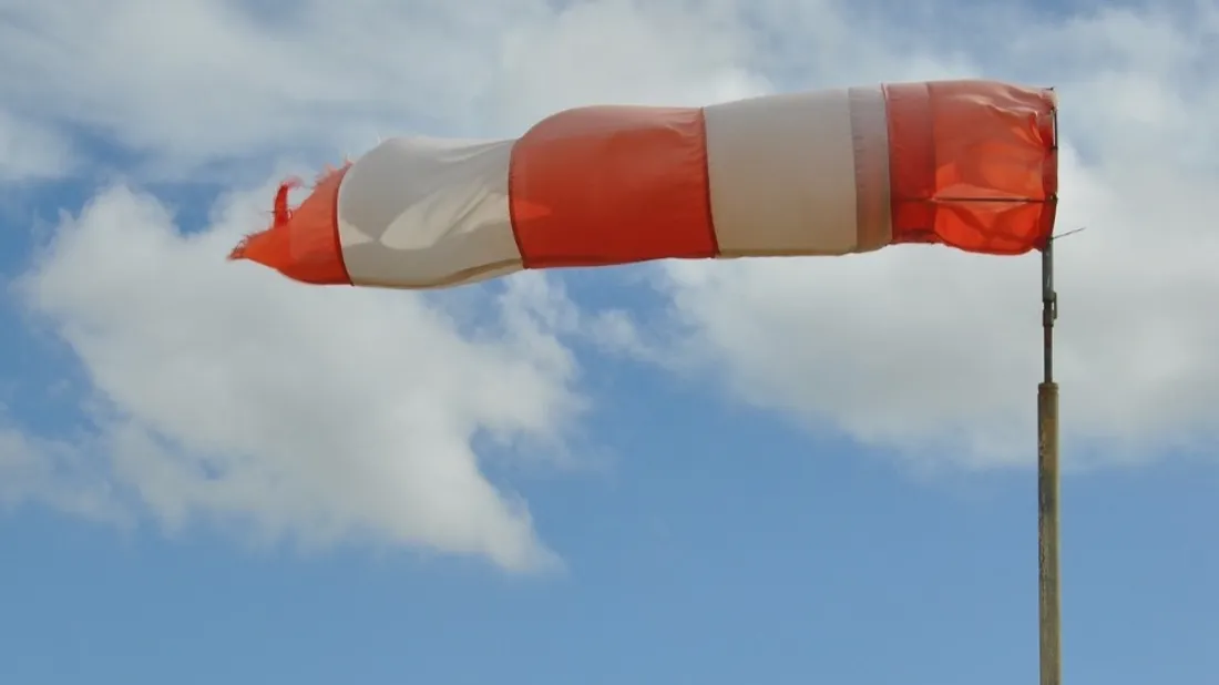 Des rafales jusqu'à 120km/h sont attendues