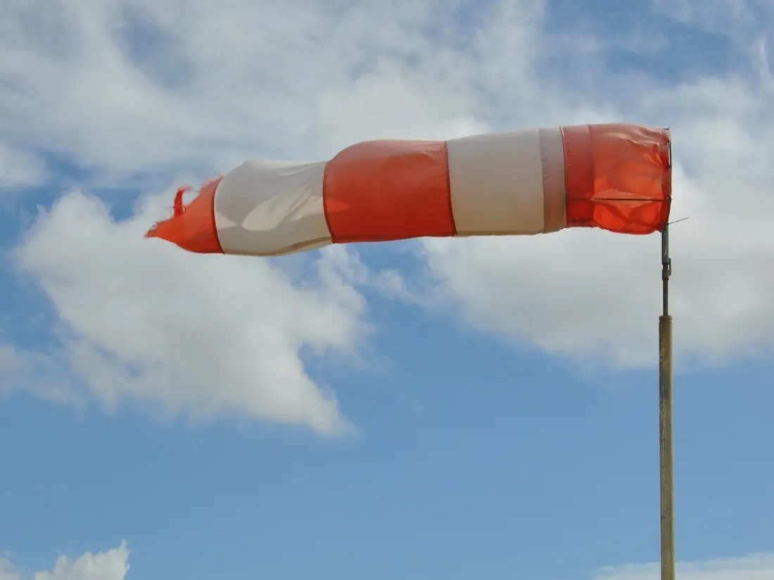 Des rafales jusqu'à 120km/h sont attendues