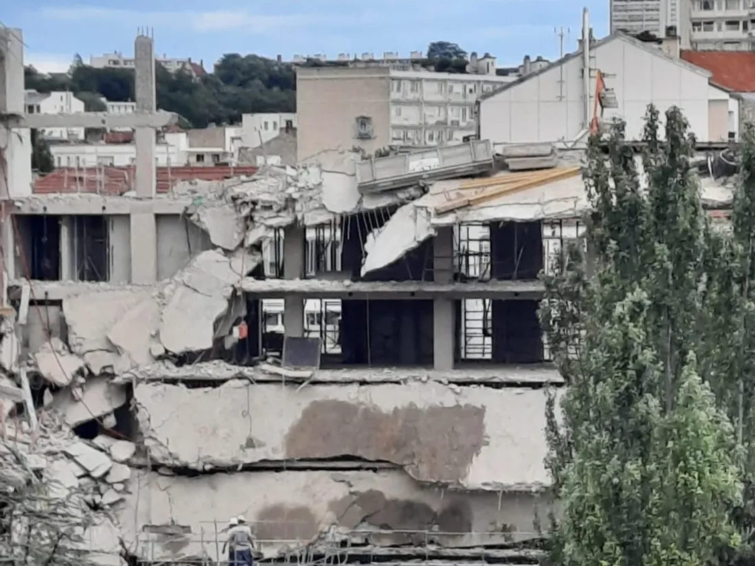 Le "pire évité" à Vincennes après l'effondrement d'un immeuble près d'une crèche