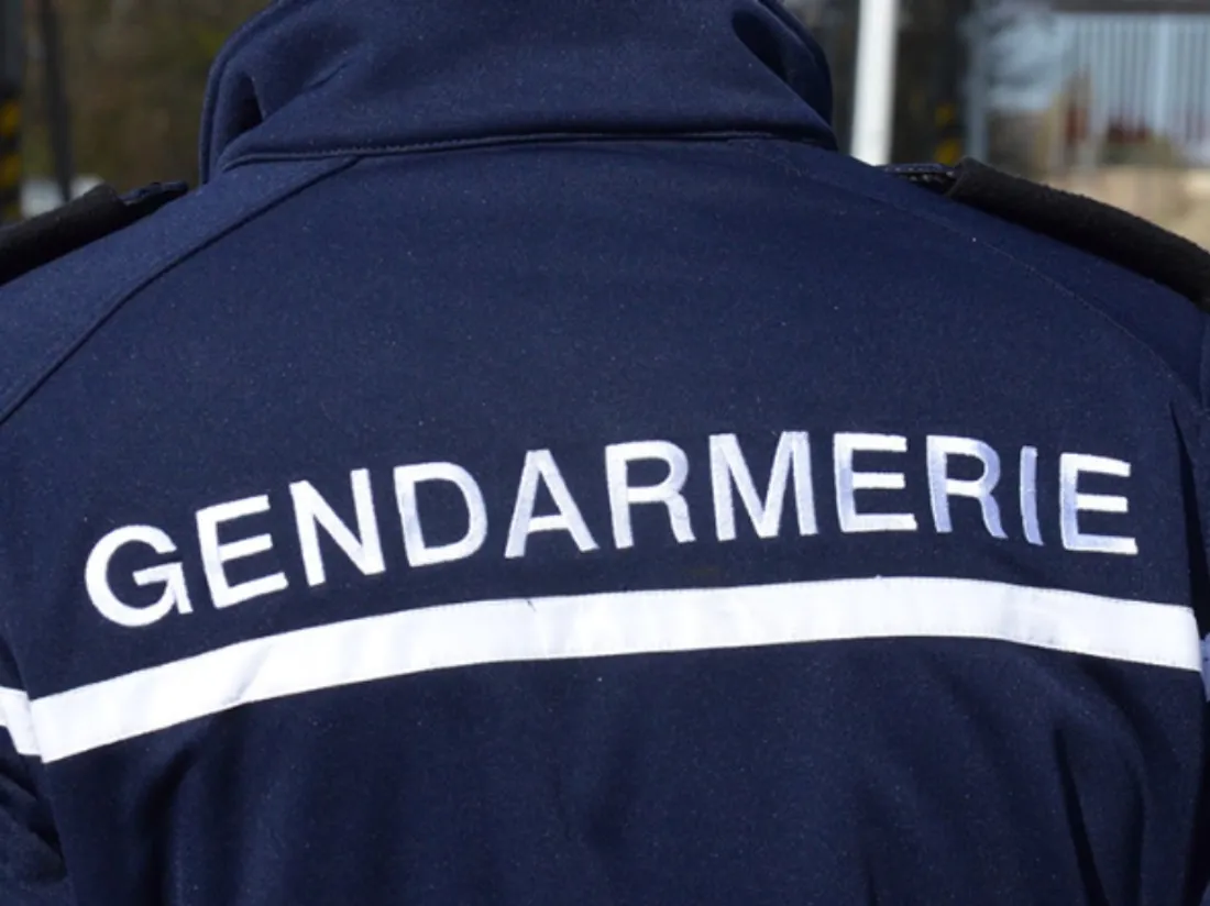 Gendarmes.