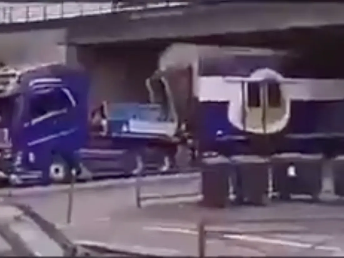 Un wagon de RER s’encastre sous un pont dans l’Essonne (vidéo)